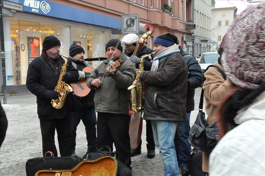 Musikanter fanns lite h�r och d�r