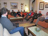 Dags att g� och �ta middag