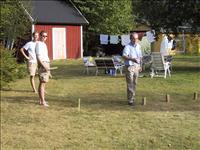 �ven pojklaget fick m�jlighet att kasta (s� bra att de f�rlorade...).