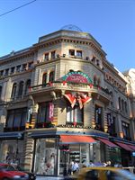 Gallerian Pacifico vid g�gatan Florida