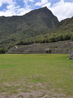 Detta �r berget Machu Picchu som staden namngivits efter av Hiram Bingham som fann staden 1911 och gjorde den k�nd