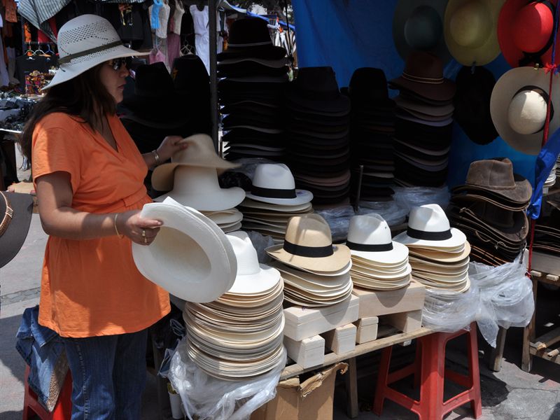 Panamahattar kommer h�rifr�n