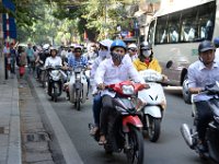 ...och massor med mopeder och motorcyklar